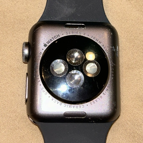 Apple Watch - used - Picture 2 of 2